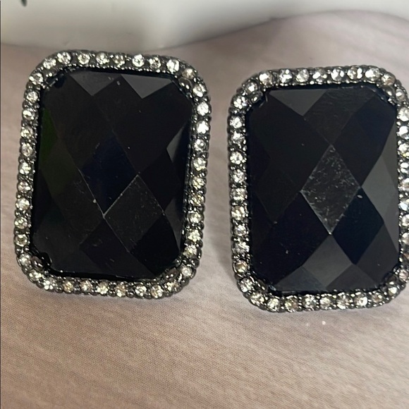 Ralph Lauren Black Statement  Clip Earrings with Halo Desig - Picture 6 of 7